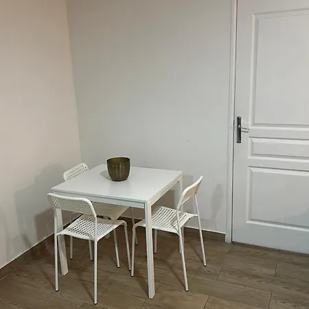 Apartment B15 Gare Paris Disney *