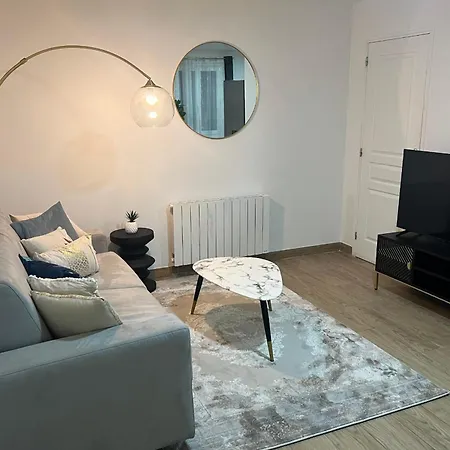 Apartment B15 Gare Paris Disney Bondy