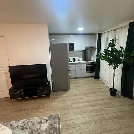 Apartment B15 Gare Paris Disney Bondy
